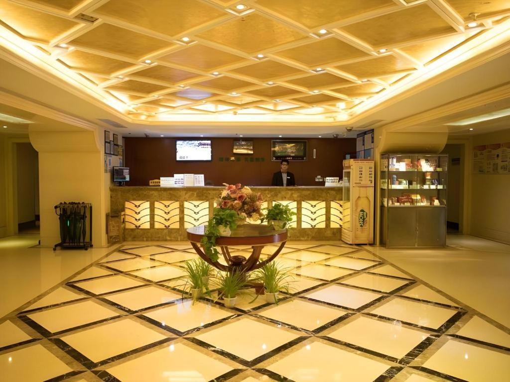Greentree Inn Suzhou Railway Station North Square Haobainian Wedding Dress City Express Hotel Esterno foto