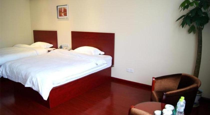 Greentree Inn Suzhou Railway Station North Square Haobainian Wedding Dress City Express Hotel Esterno foto